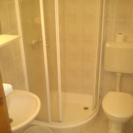 In With Sea View, Balcony, Air Conditioning, Wi-fi * 흐바르