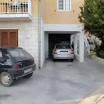 Apartment In With Sea View, Balcony, Air Conditioning, Wi-fi